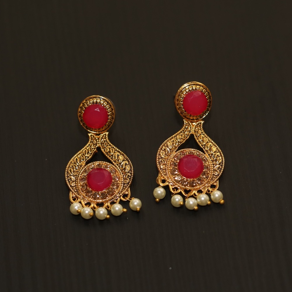 2/$8💥 Dangle Fashion Earrings NWOT